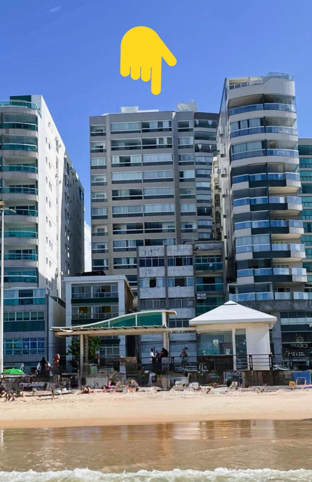 Apartment Vista Mar Do Morro: 3-bedroom Beachfront With Garage Guarapari