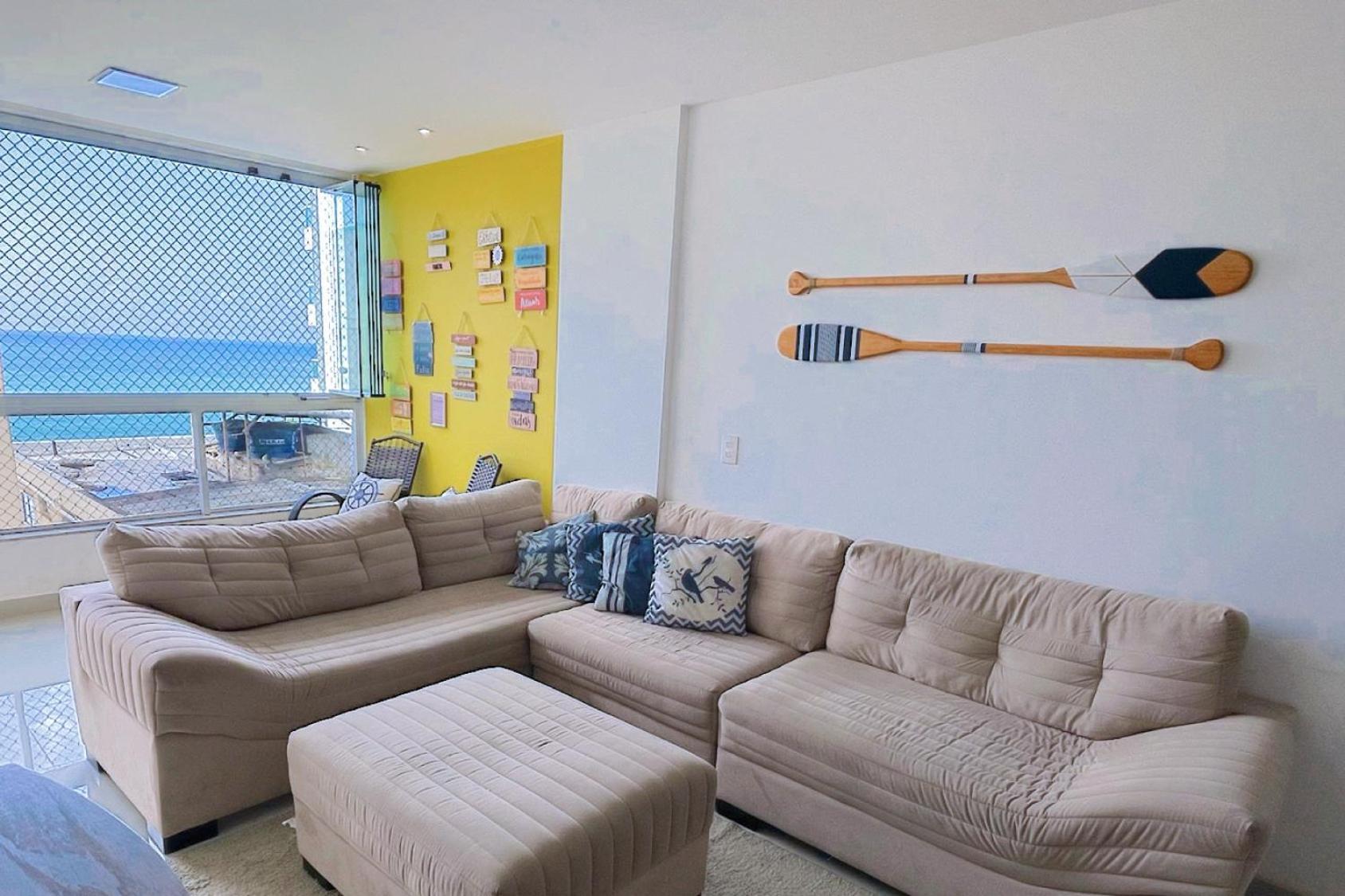 Vista Mar Do Morro: 3-bedroom Beachfront With Garage Apartment